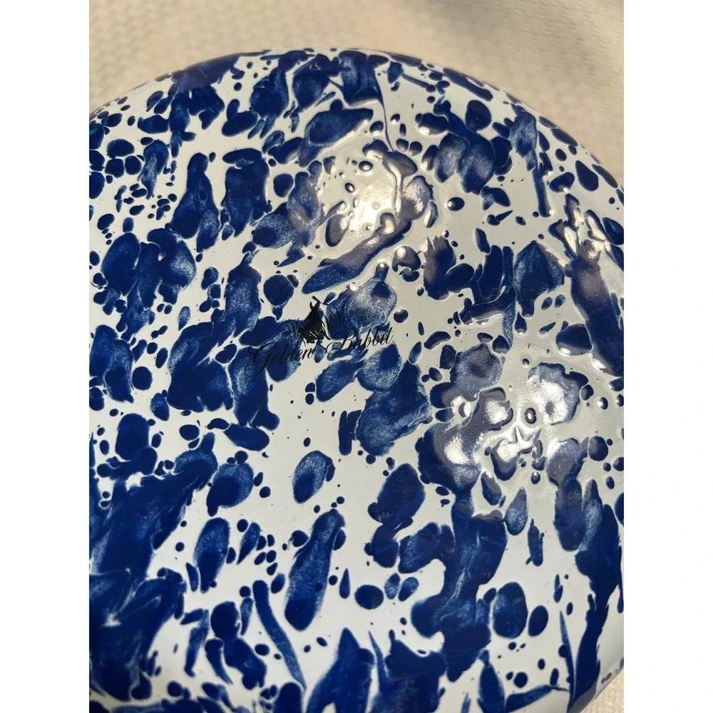 GOLDEN RABBIT Blue & White 2.5 Quart 